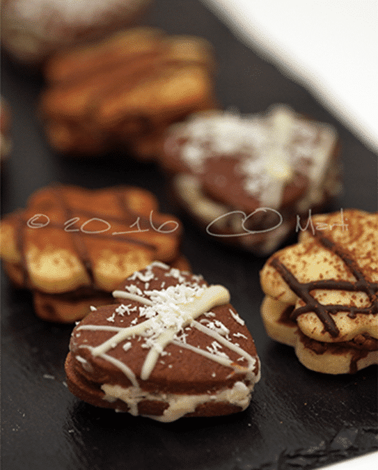 Duo of Christmas Biscuits